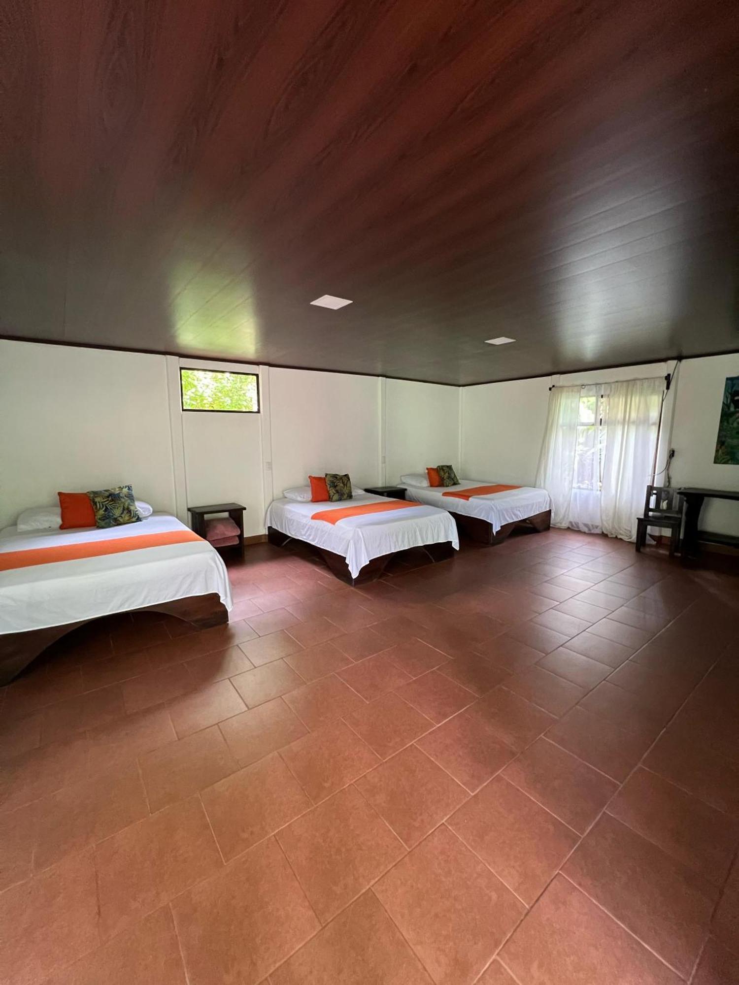Hotel Catarata Rio Celeste Bujagua Buitenkant foto