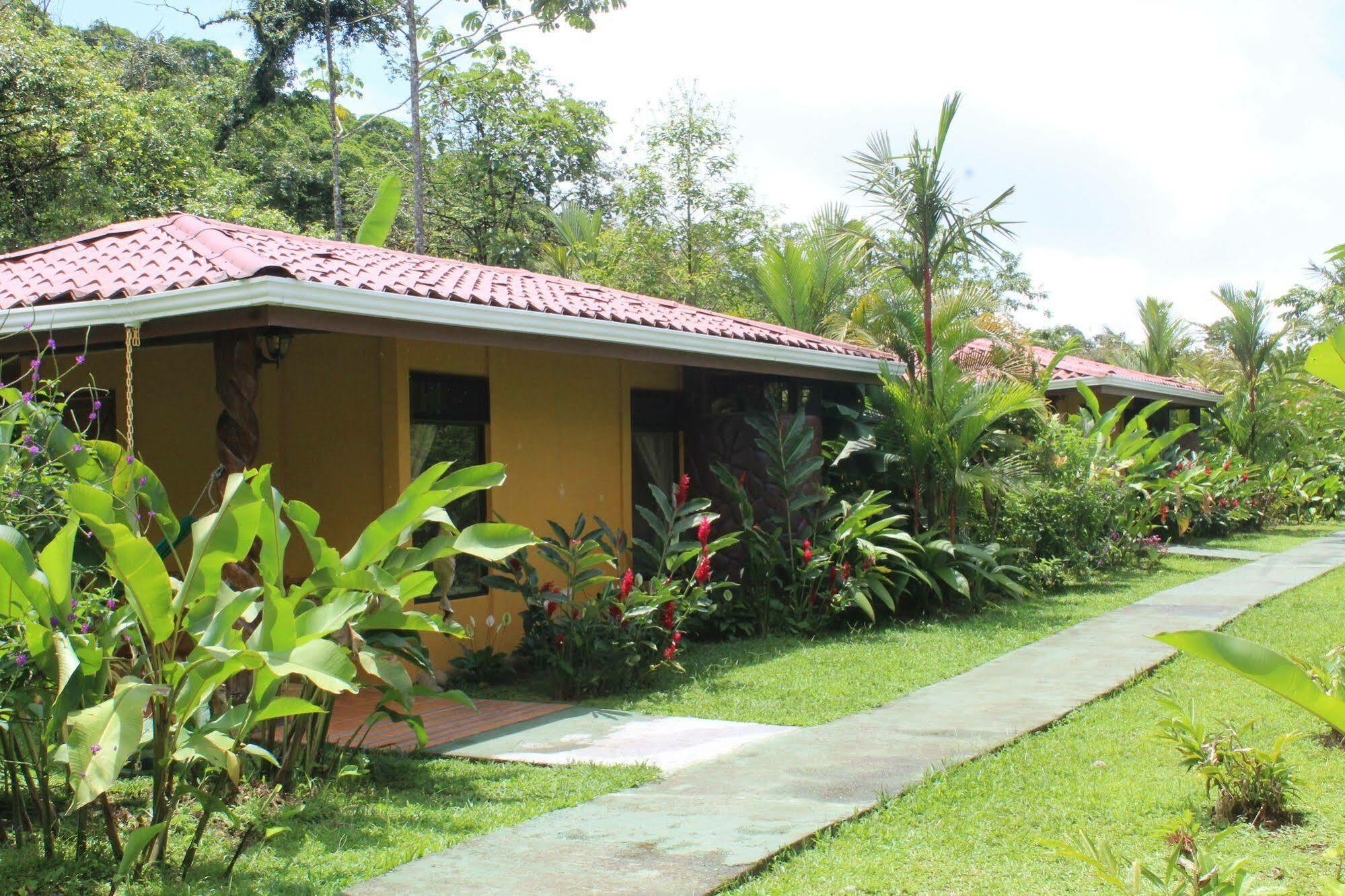 Hotel Catarata Rio Celeste Bujagua Buitenkant foto